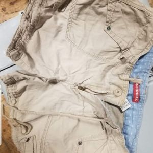 Union bay sz 7 kahki shorts